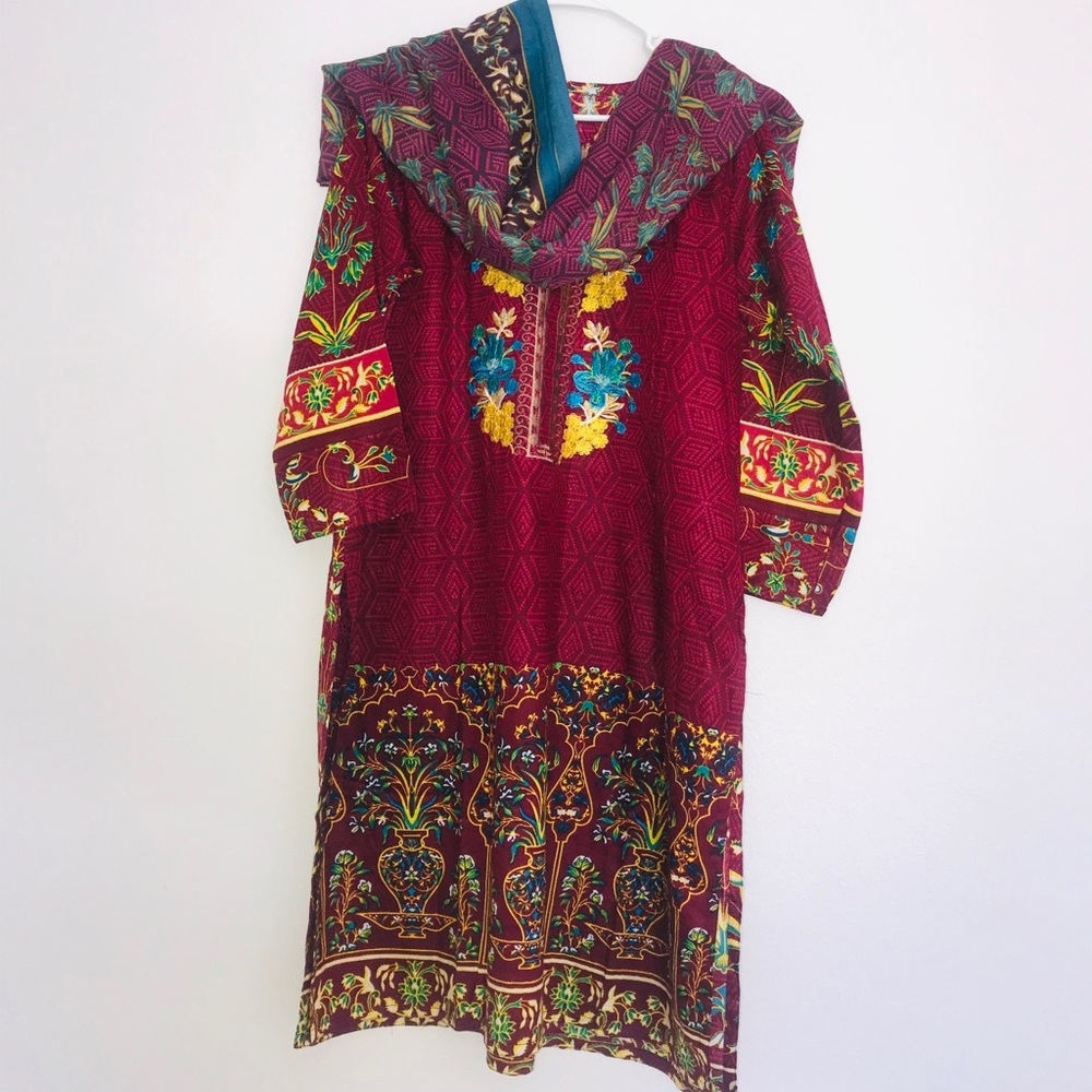 Pakistani/Indian kamees shalwar
